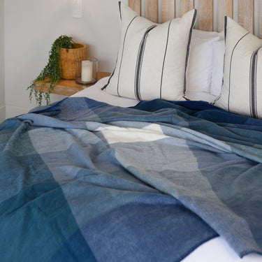 Top Suede Bed Blanket (Blue)